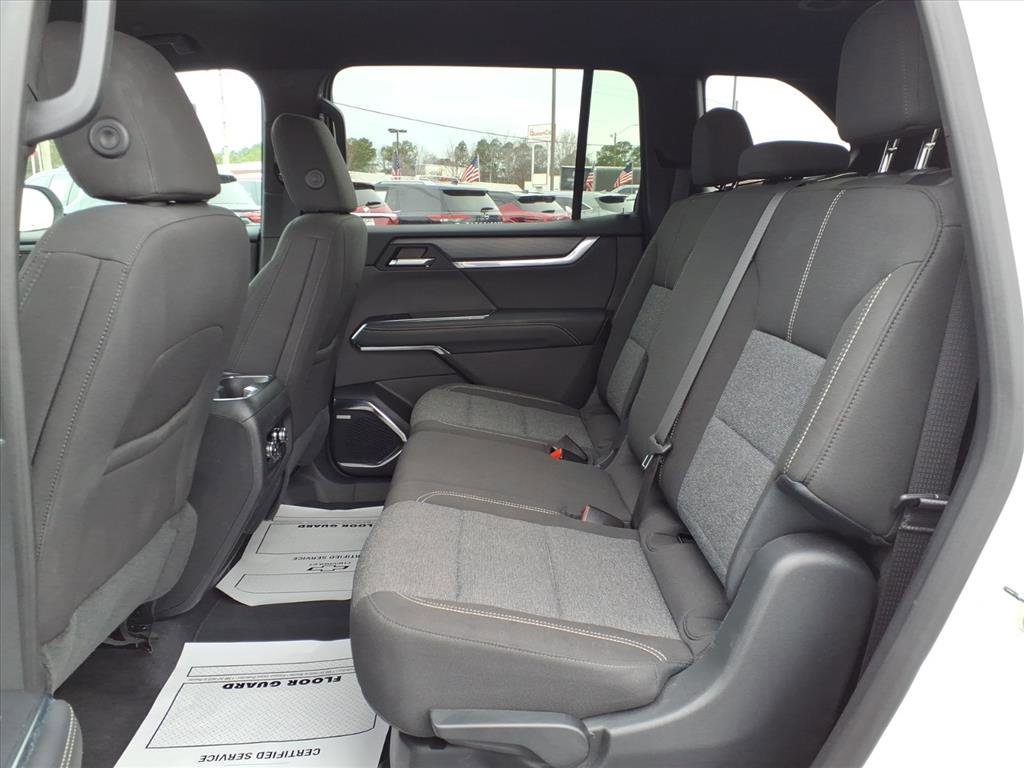 Used 2025 GMC Acadia Elevation image 20