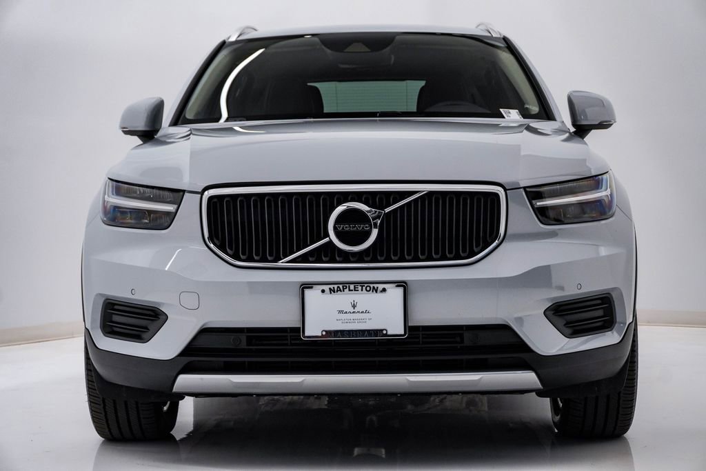 Used 2020 Volvo XC40 T5 Momentum w/ Protection Package Premier image 6