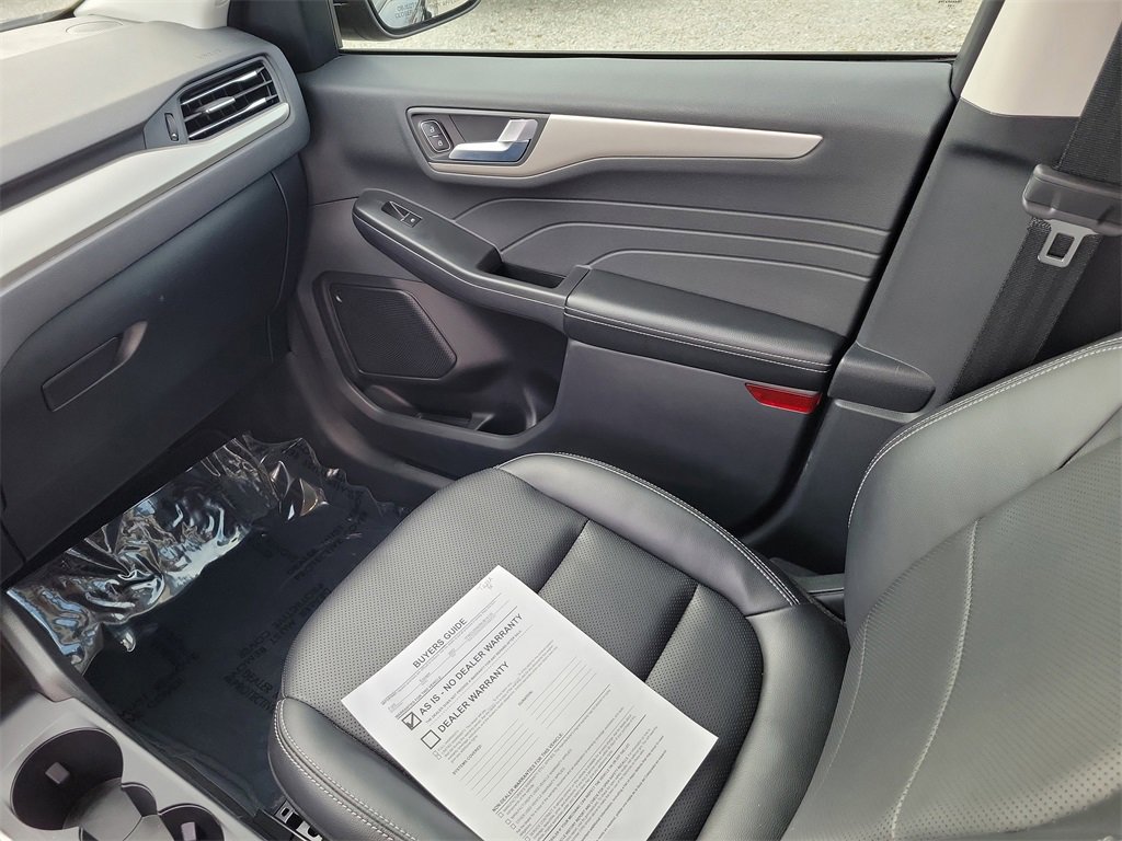 Certified 2022 Ford Escape SEL image 17