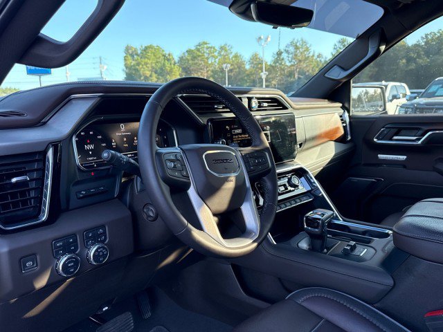 Used 2024 GMC Sierra 1500 Denali w/ Technology Package AWD/4WD image 21