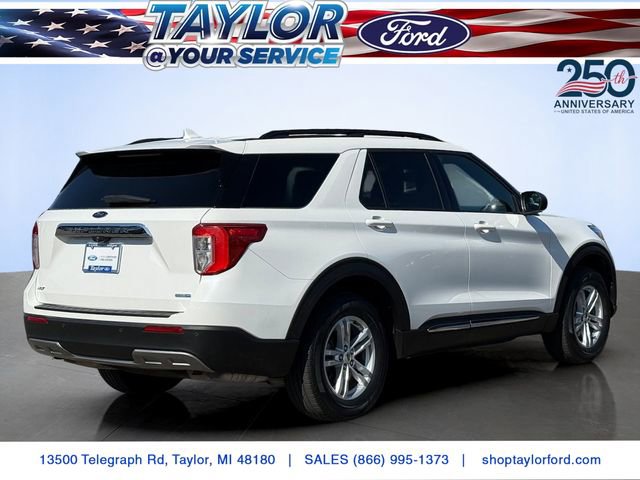 Certified 2020 Ford Explorer XLT w/ Equipment Group 202A AWD/4WD image 3