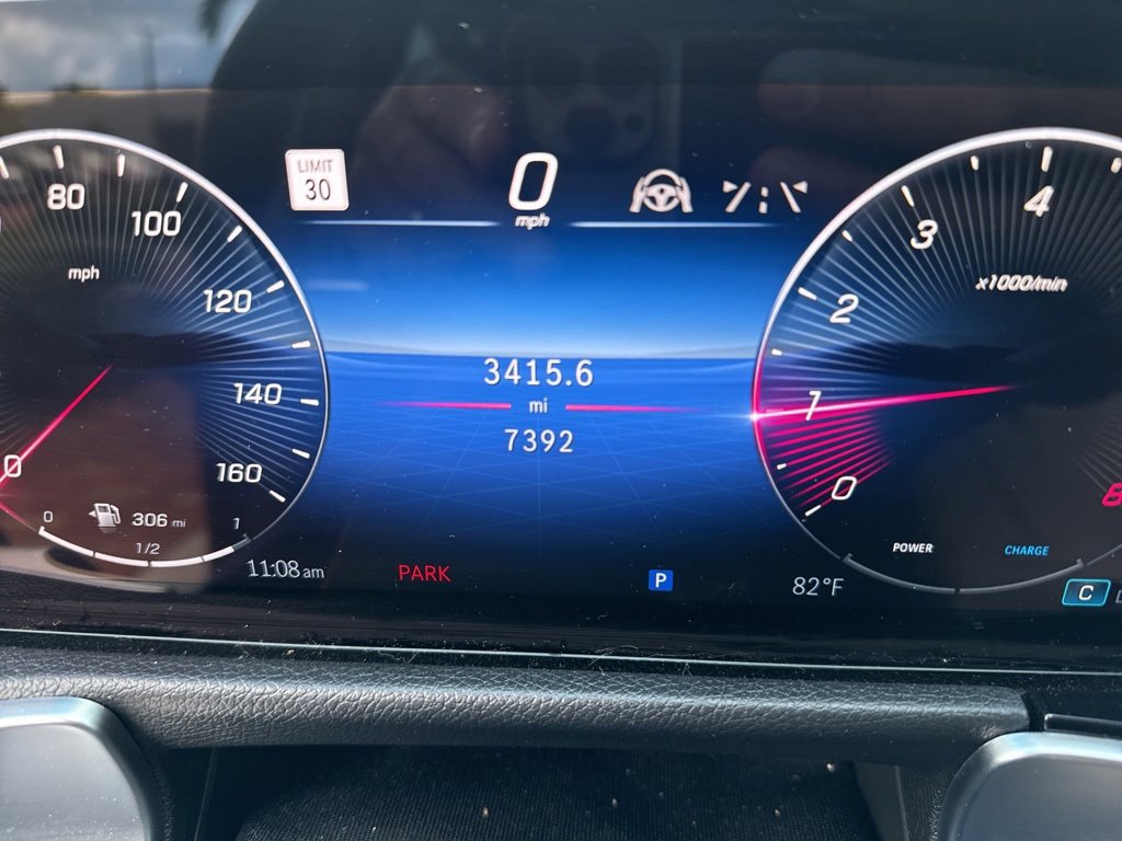 Certified 2024 Mercedes-Benz GLB 250 4MATIC image 3