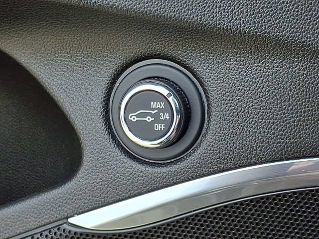 Used 2023 Buick Enclave Essence AWD/4WD image 28