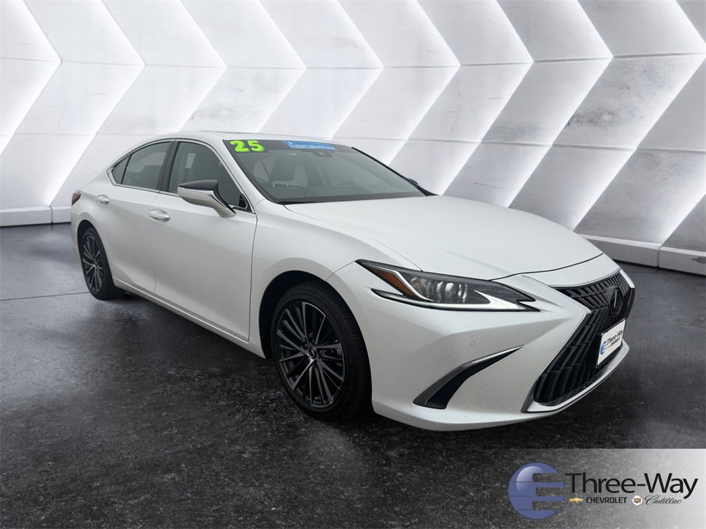 Used 2025 Lexus ES 350 w/ Premium Package image 7