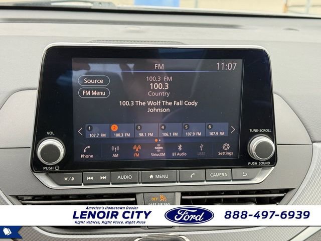 Used 2023 Nissan Altima 2.5 SR AWD/4WD image 23