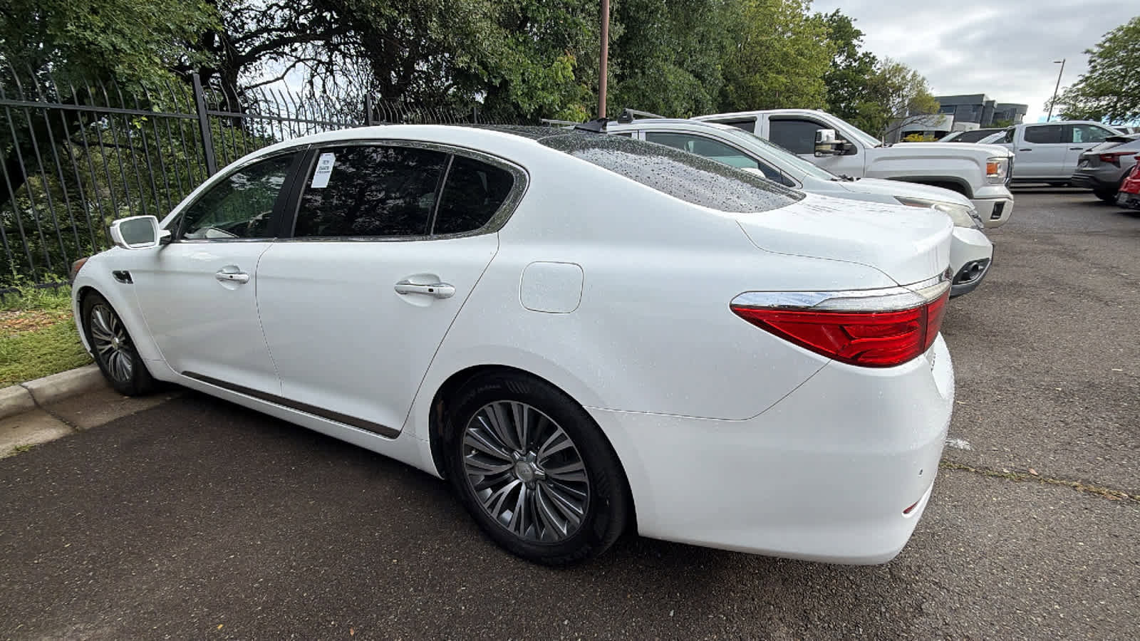 Used 2016 Kia K900 Luxury image 8