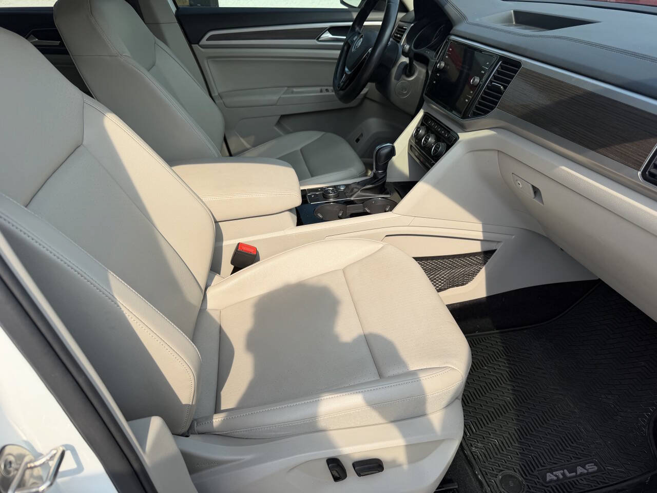 Used 2018 Volkswagen Atlas SEL AWD/4WD image 21