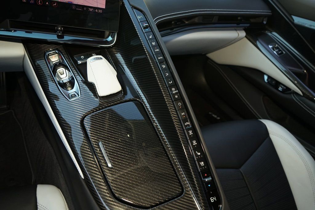 Used 2023 Chevrolet Corvette Z06 w/ Z07 Performance Package image 19