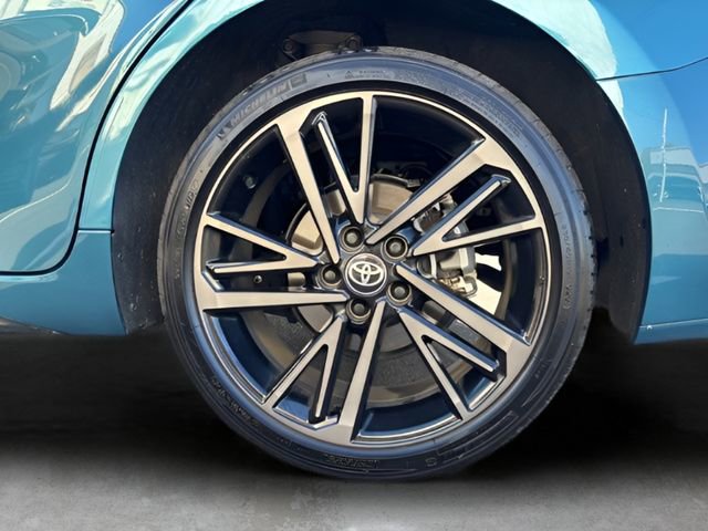 Used 2025 Toyota Camry XSE FWD image 35