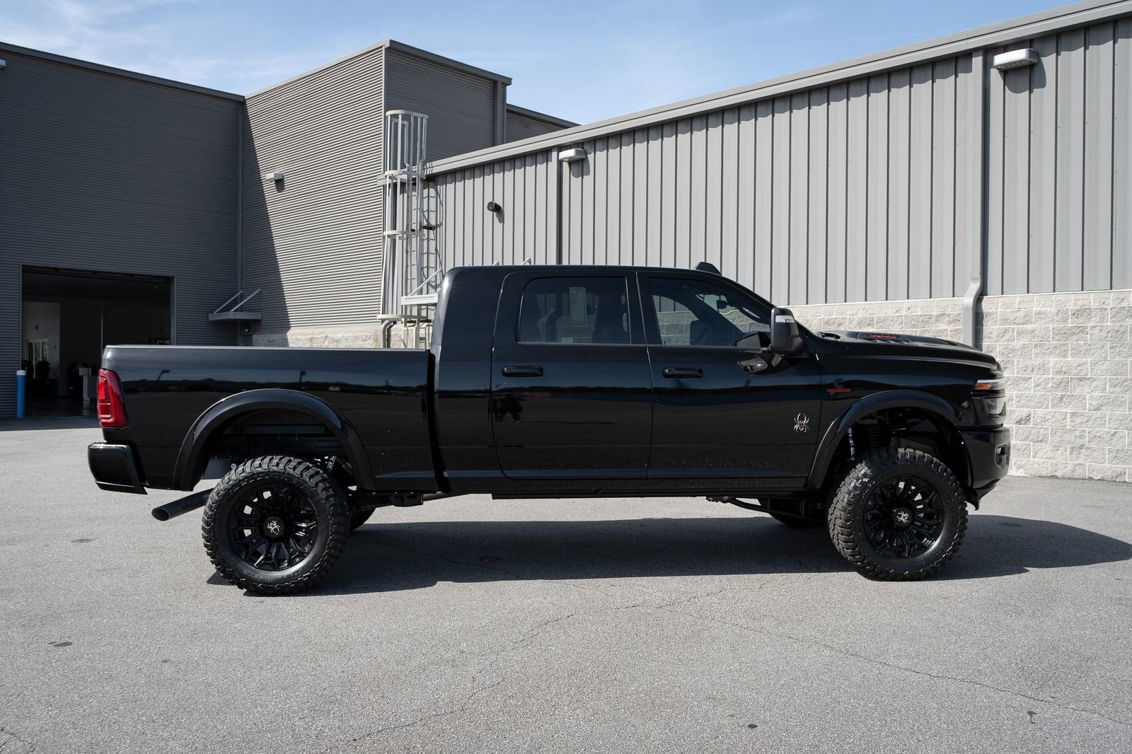 New 2026 RAM 2500 Laramie w/ Night Edition AWD/4WD image 22