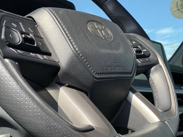 Certified 2025 Toyota 4Runner SR5 AWD/4WD image 19