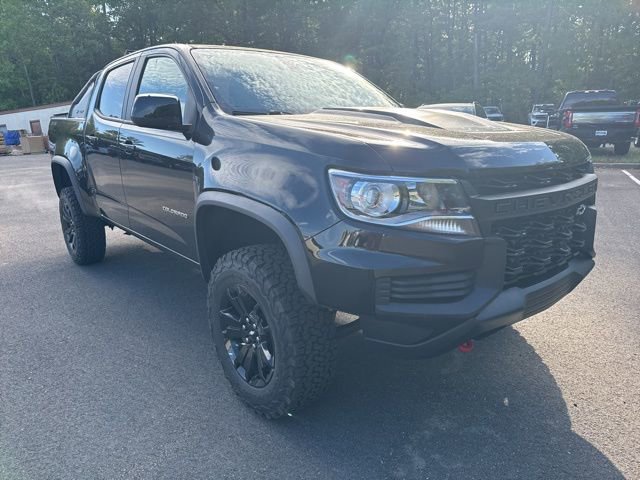 Used 2022 Chevrolet Colorado ZR2 w/ ZR2 Midnight Special Edition AWD/4WD image 7