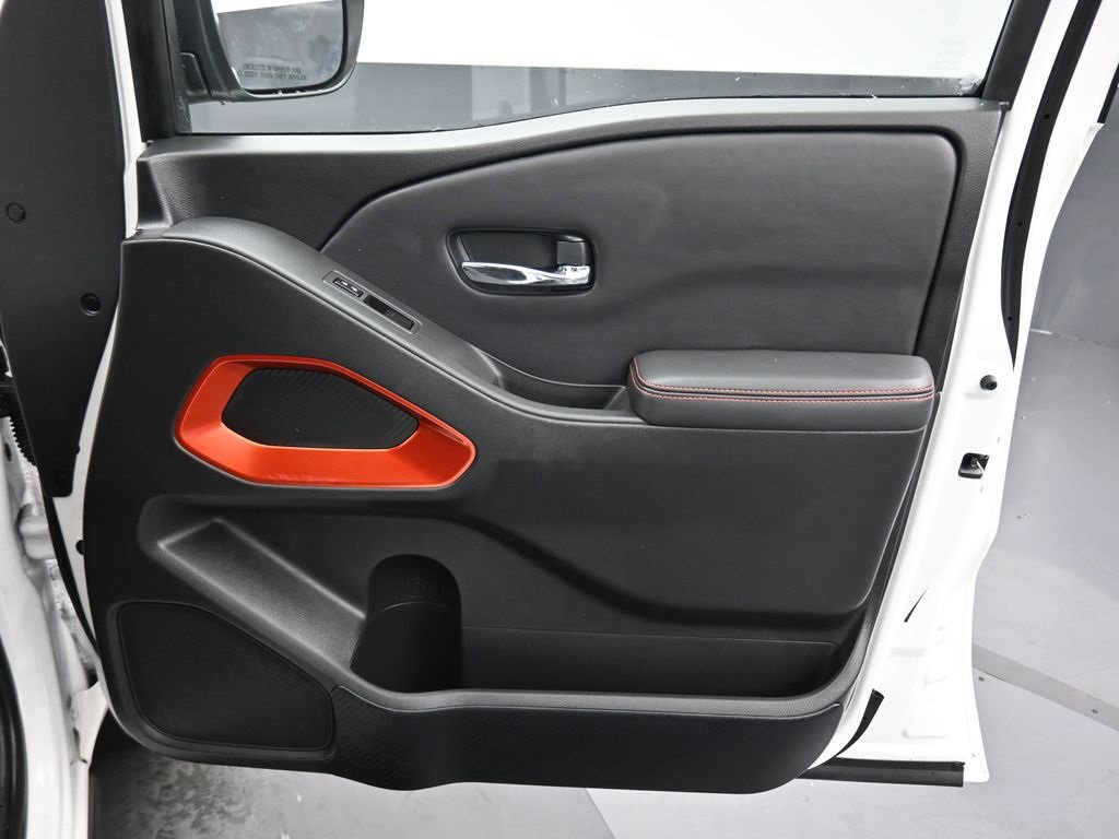 Used 2022 Nissan Frontier PRO-4X w/ Off-Road Protection Package image 43