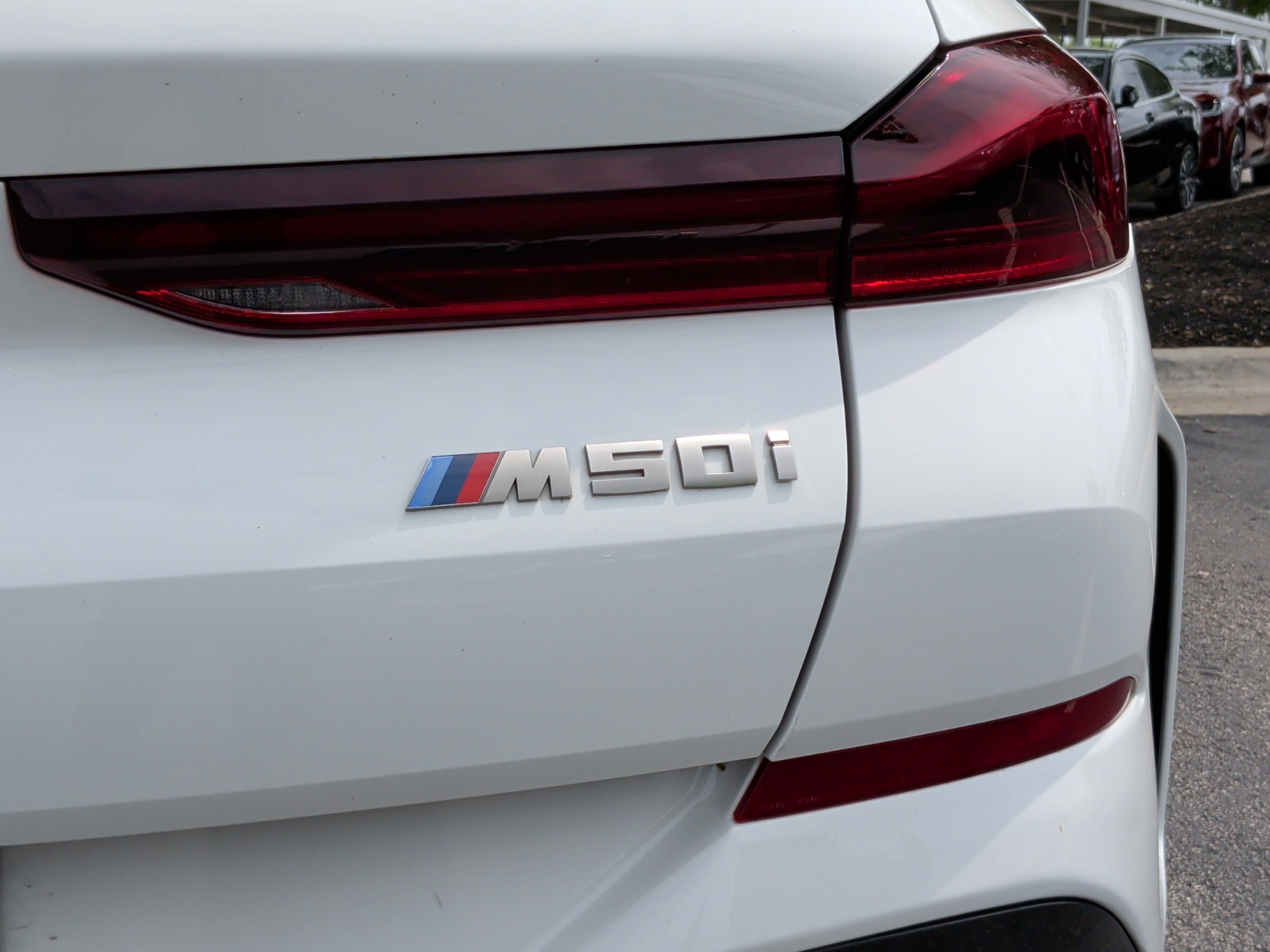 Used 2023 BMW X6 M50i w/ Executive Package image 12
