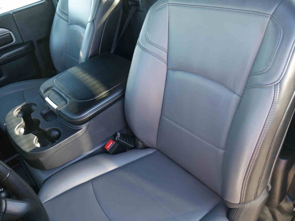 Certified 2024 RAM 3500 Tradesman w/ Chrome Appearance Group image 26