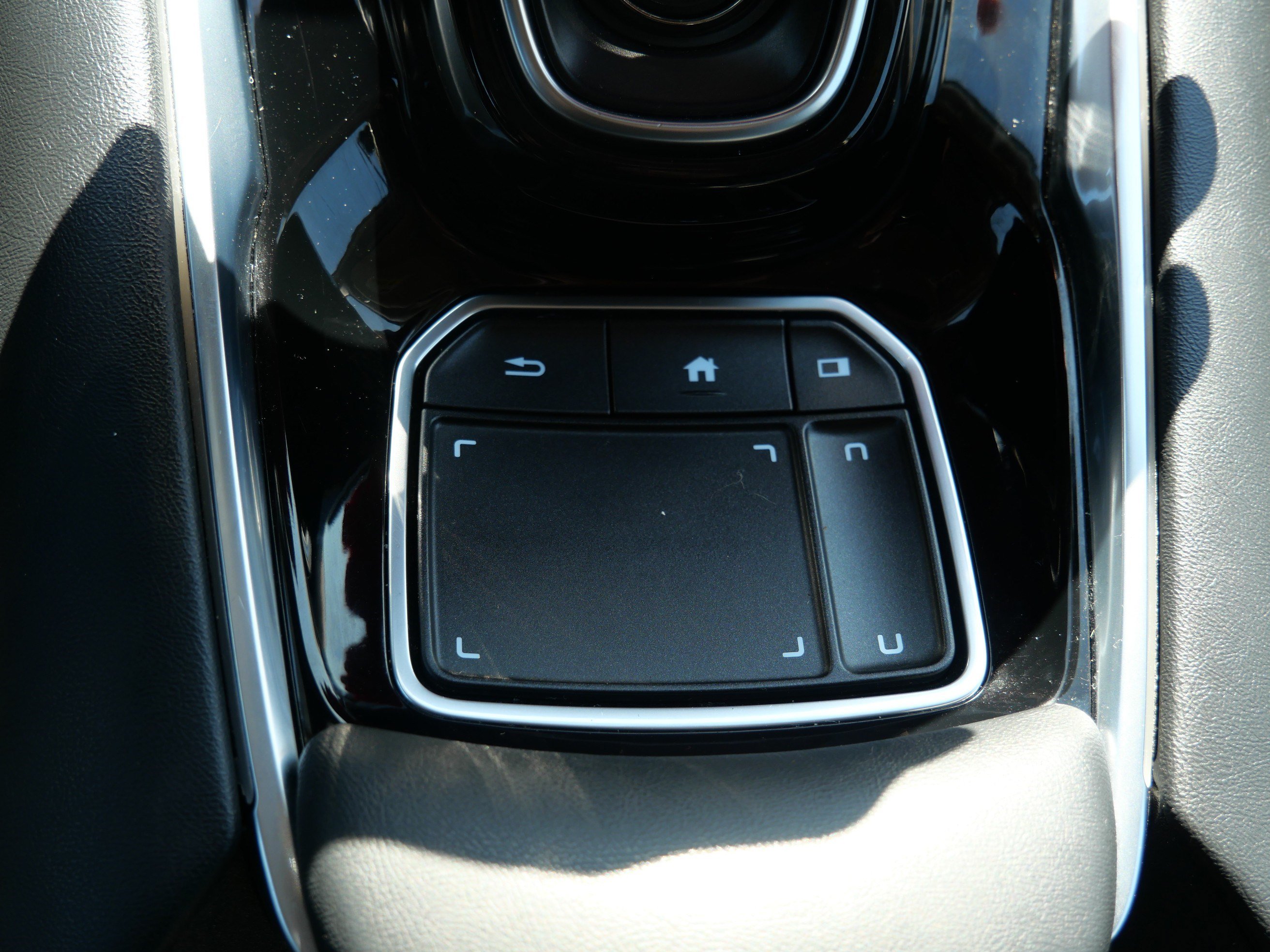Used 2024 Acura RDX w/ Technology Package AWD/4WD image 31