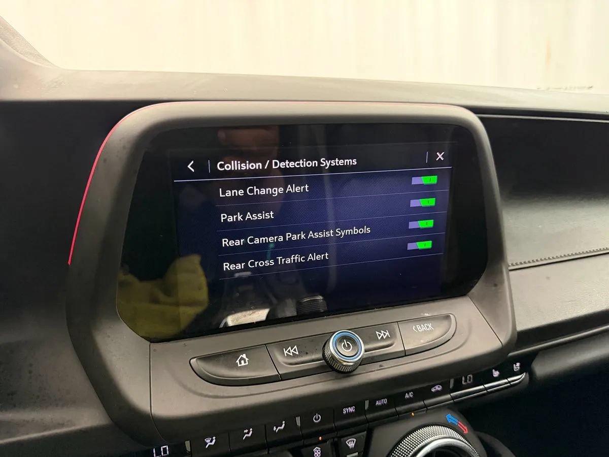 Used 2019 Chevrolet Camaro SS RWD image 19