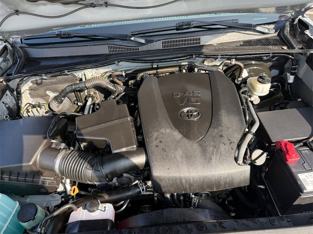 Used 2020 Toyota Tacoma SR5 image 20