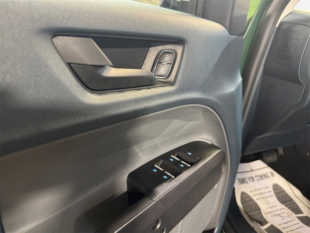 Used 2025 Ford Maverick XL image 14