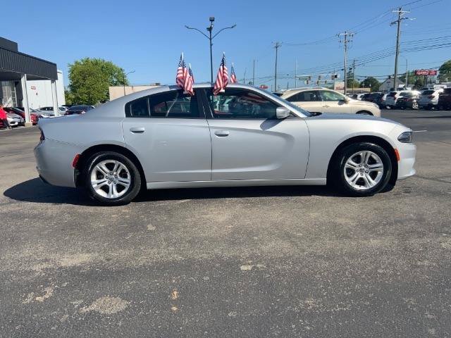 Used 2021 Dodge Charger SXT w/ Leather Interior Group RWD image 5