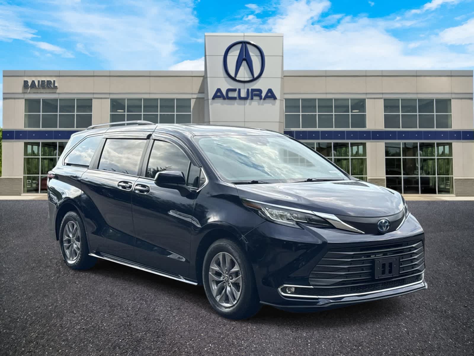 Used 2022 Toyota Sienna XLE FWD image 7