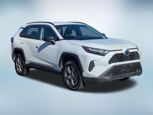 Used 2024 Toyota RAV4 LE AWD/4WD image 9