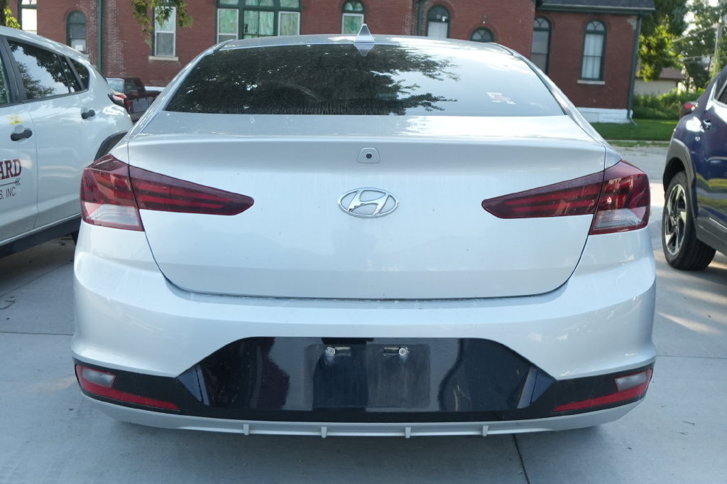 Used 2019 Hyundai Elantra SEL w/ Cargo Package FWD image 6