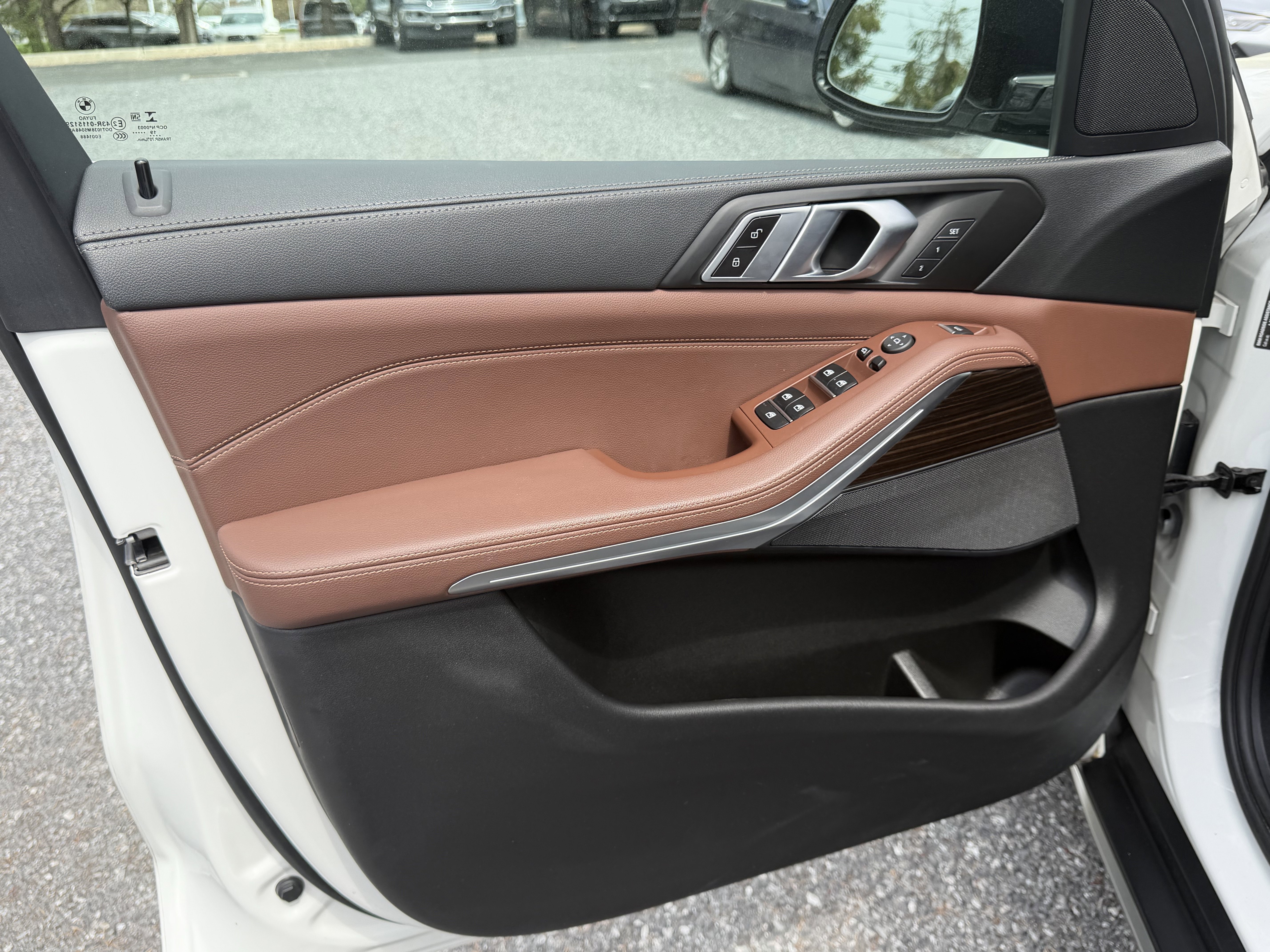 Used 2020 BMW X5 xDrive40i w/ Premium Package image 12