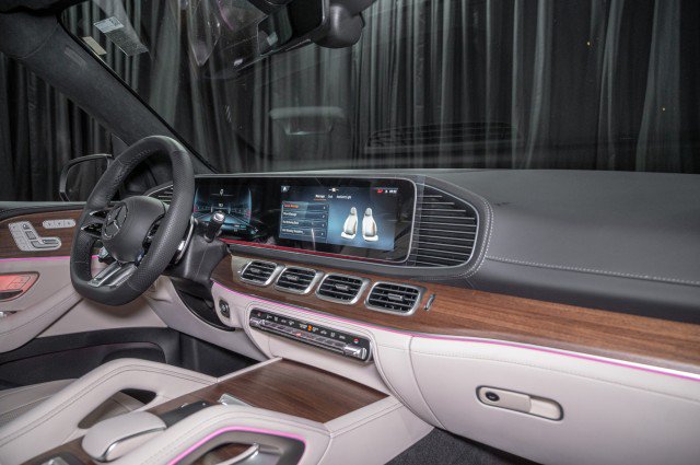 New 2026 Mercedes-Benz GLS 63 AMG 4MATIC image 15