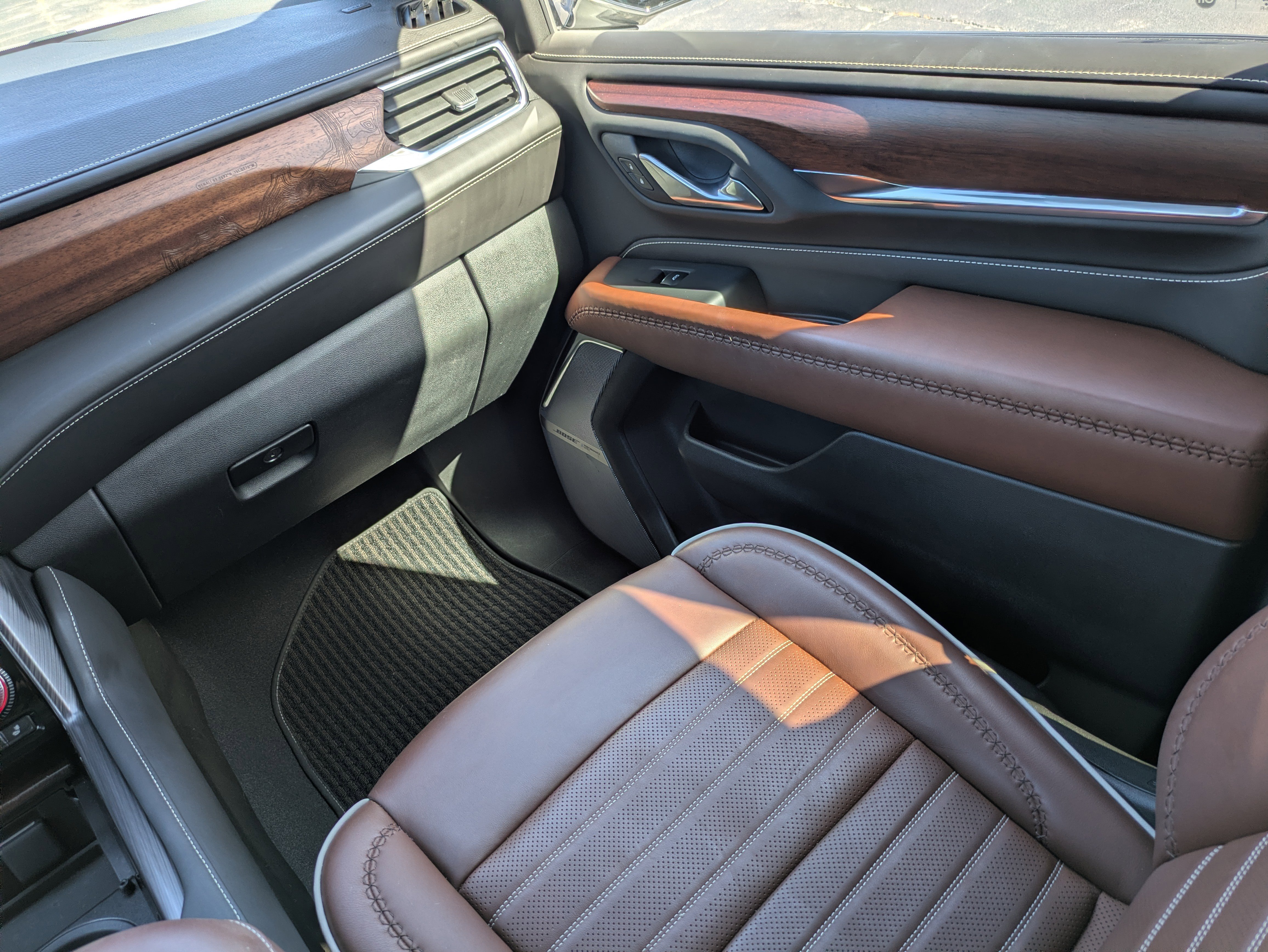 Certified 2024 GMC Yukon Denali Ultimate image 16