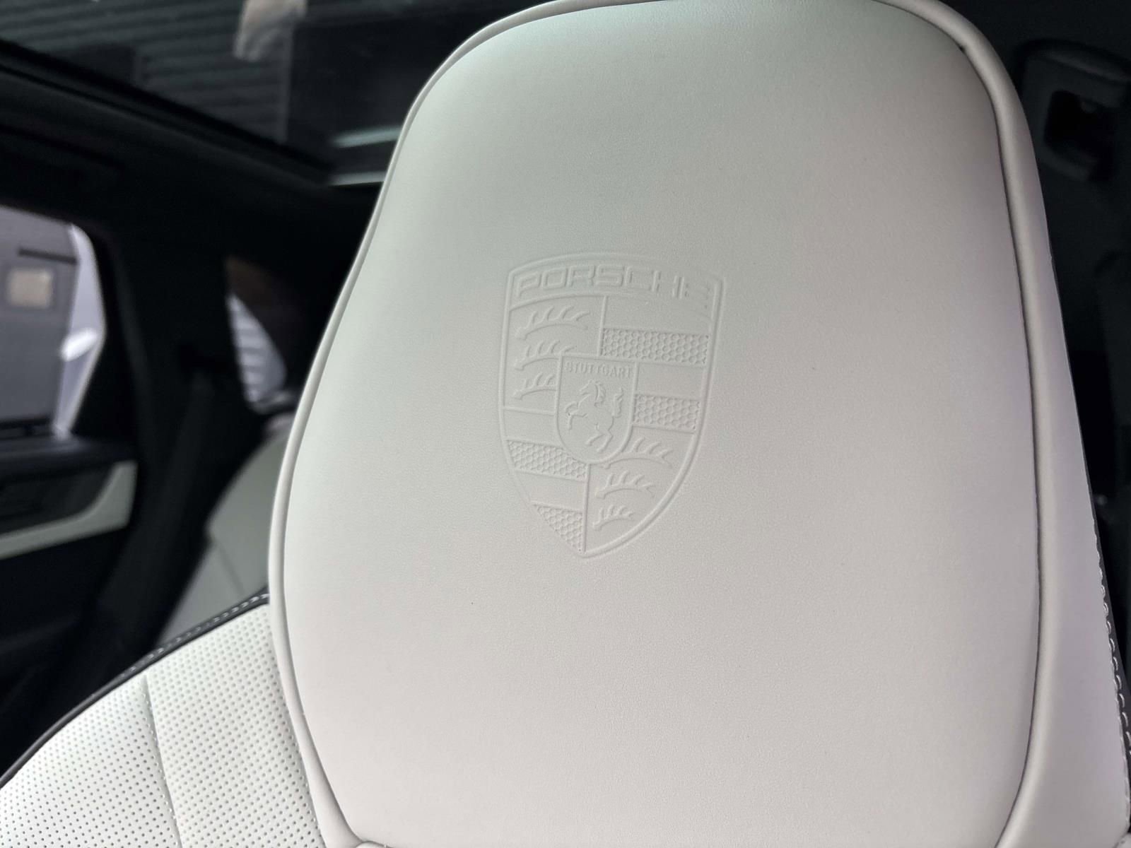 New 2026 Porsche Cayenne GTS image 22