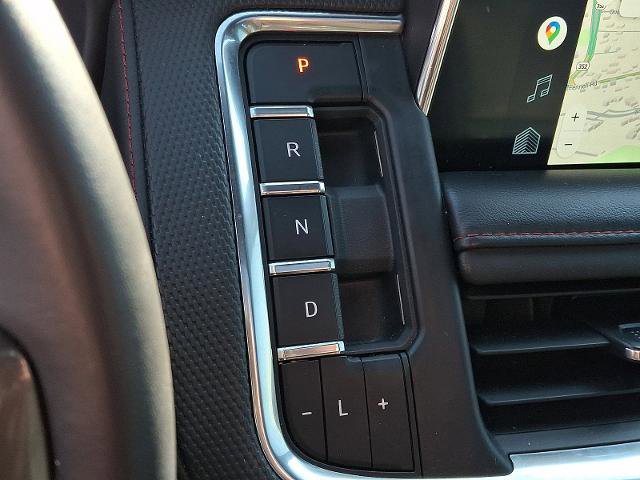 Used 2022 Chevrolet Tahoe RST w/ Luxury Package image 17