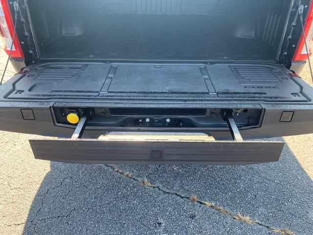 Used 2023 Ford F150 King Ranch w/ Equipment Group 601A High AWD/4WD image 9