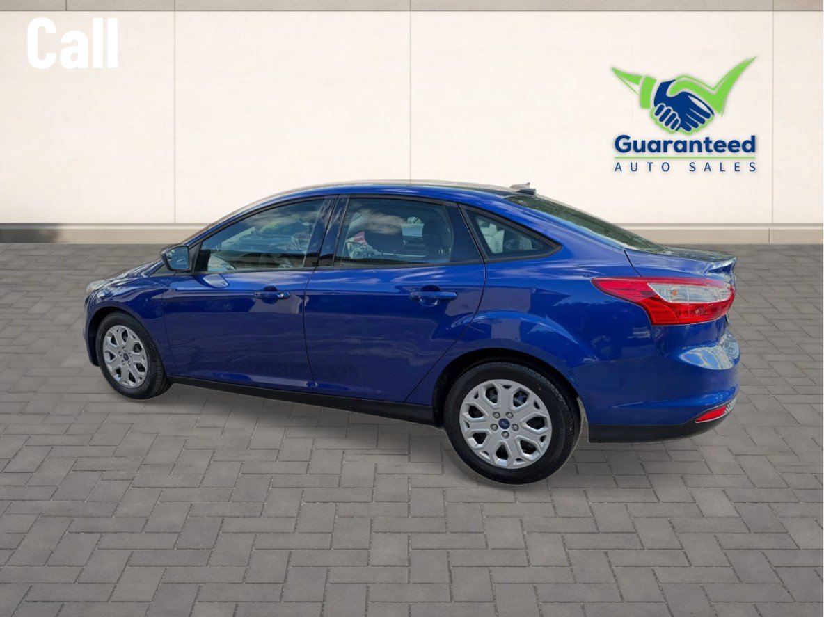 Used 2012 Ford Focus SE FWD image 6