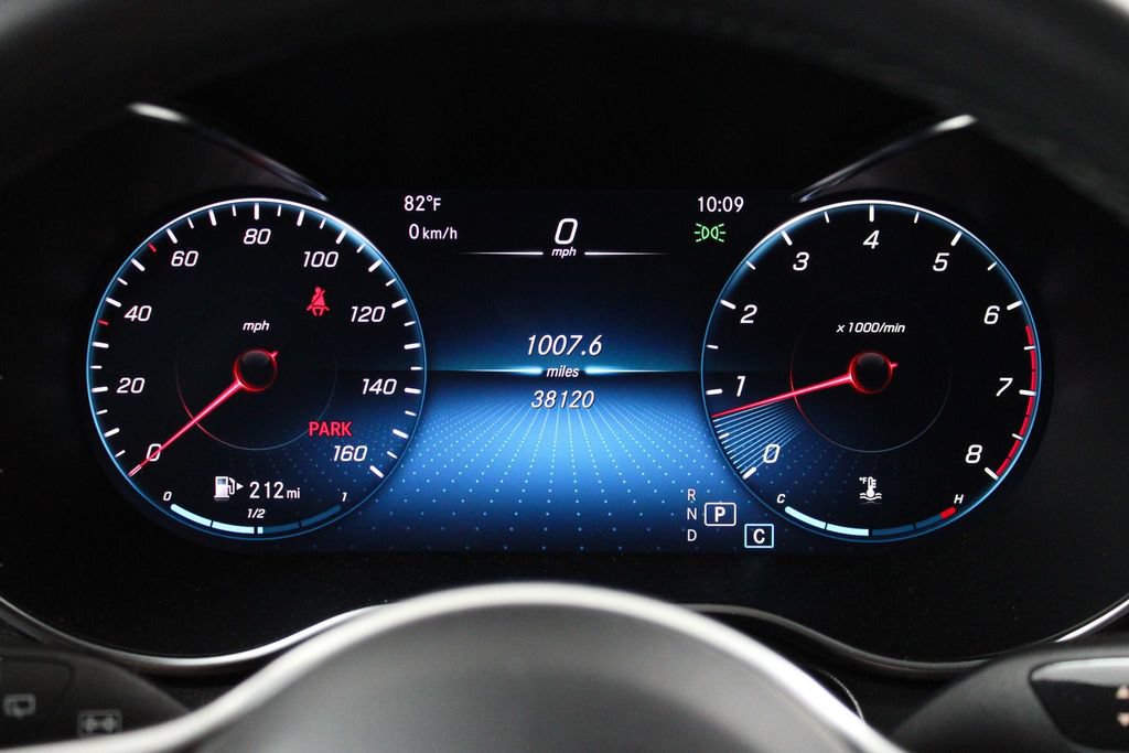 Used 2022 Mercedes-Benz GLC 300 image 33