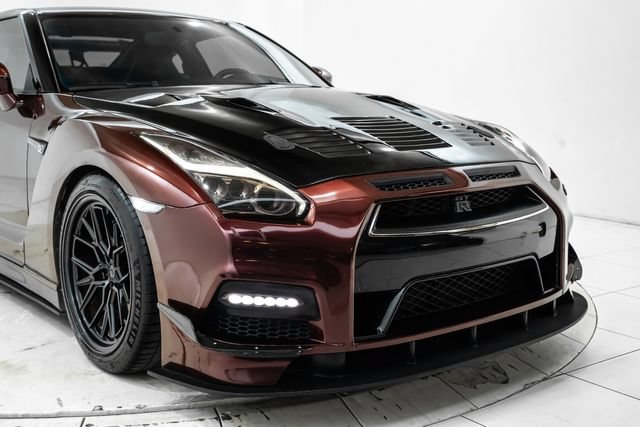 Used 2014 Nissan GT-R Premium AWD/4WD image 8