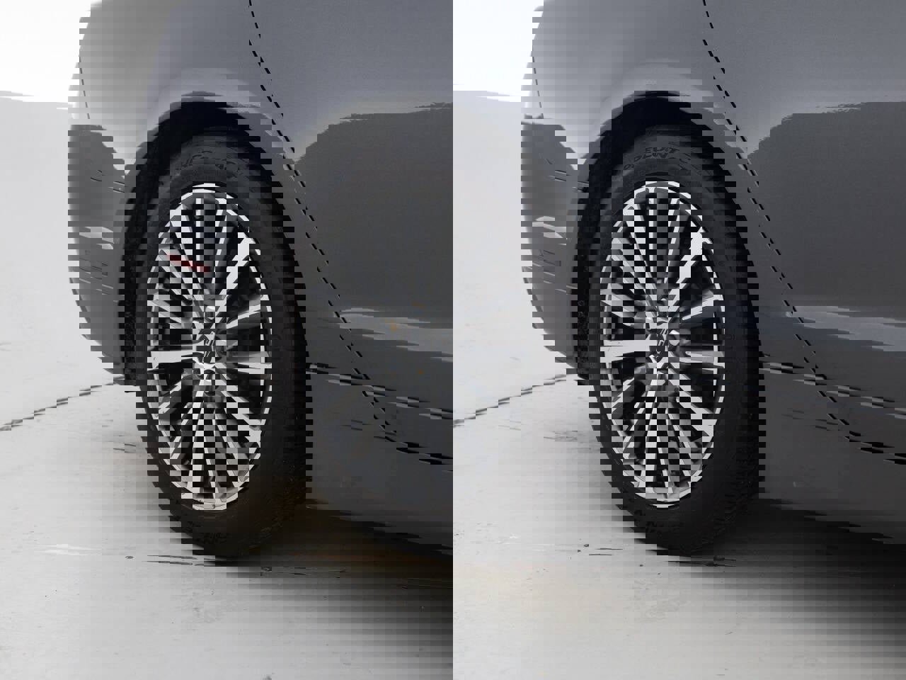 Used 2017 Lincoln MKZ Premiere image 19