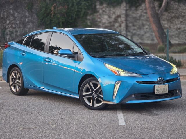 Used 2022 Toyota Prius XLE FWD image 4