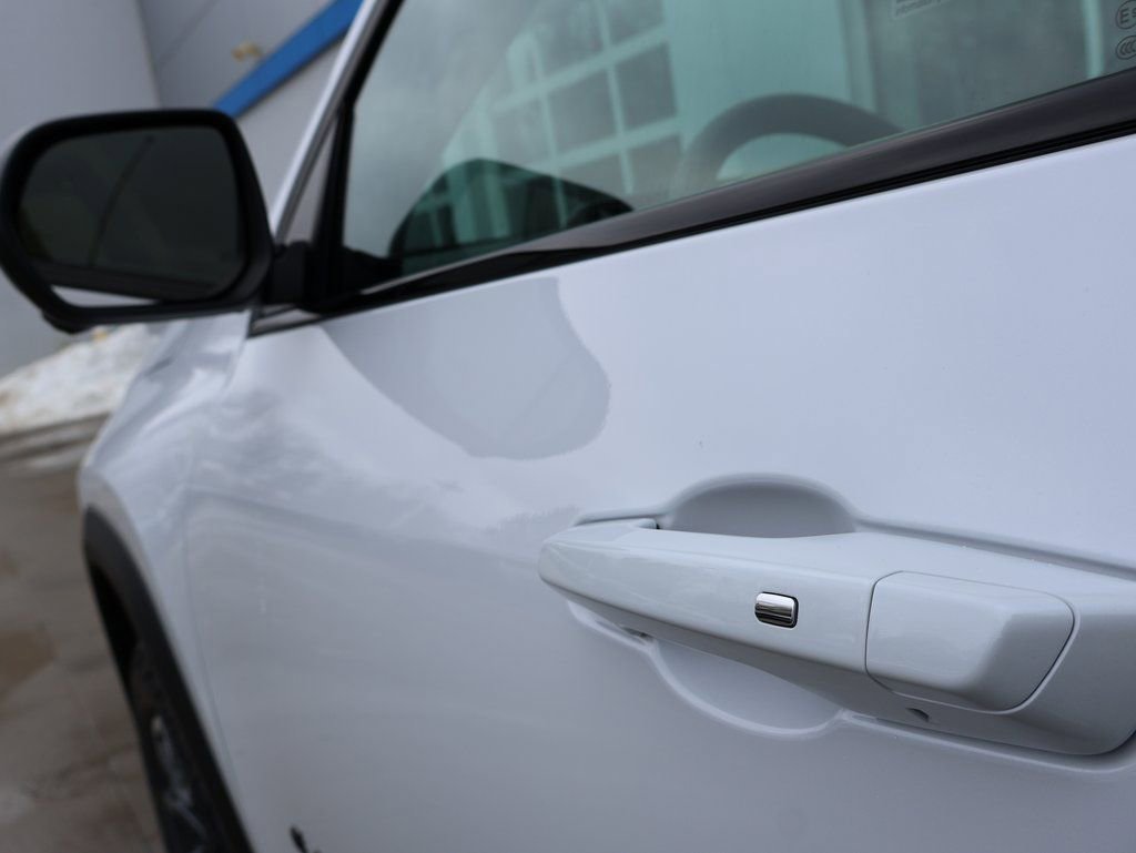 New 2026 Chevrolet Equinox ACTIV w/ Safety and Technology Package image 10