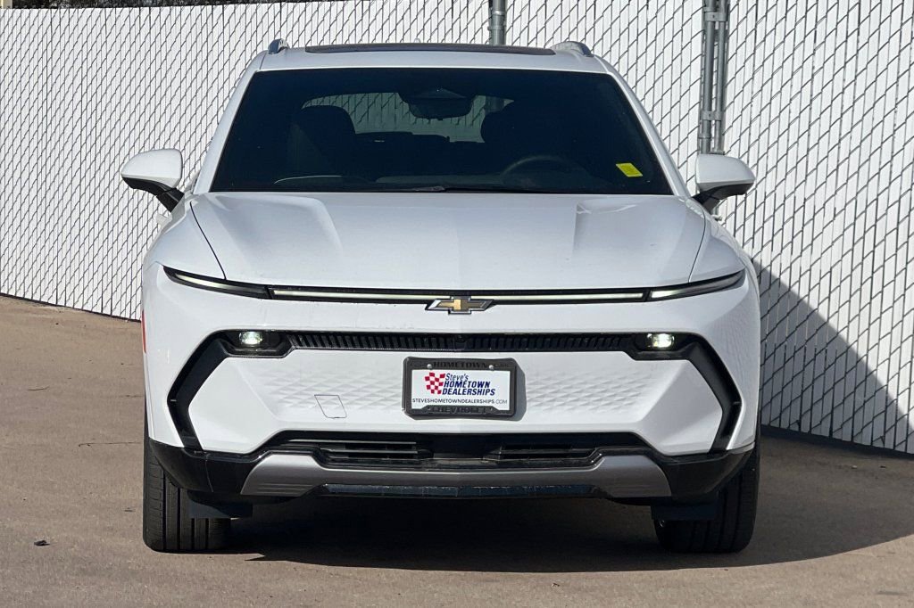 New 2026 Chevrolet Equinox EV LT image 6