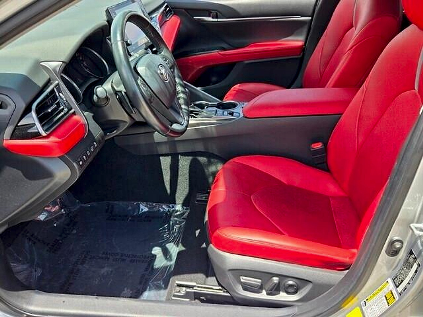 Used 2021 Toyota Camry XSE w/ Navigation Package FWD image 11