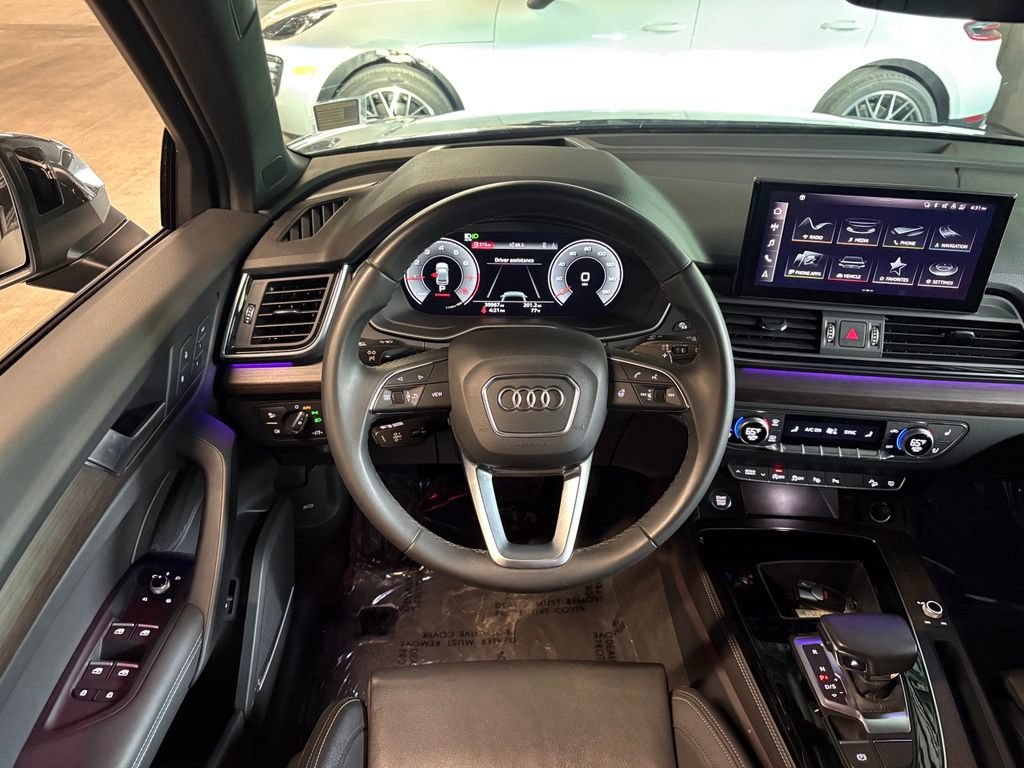Used 2023 Audi Q5 2.0T Prestige w/ Prestige Package AWD/4WD image 15