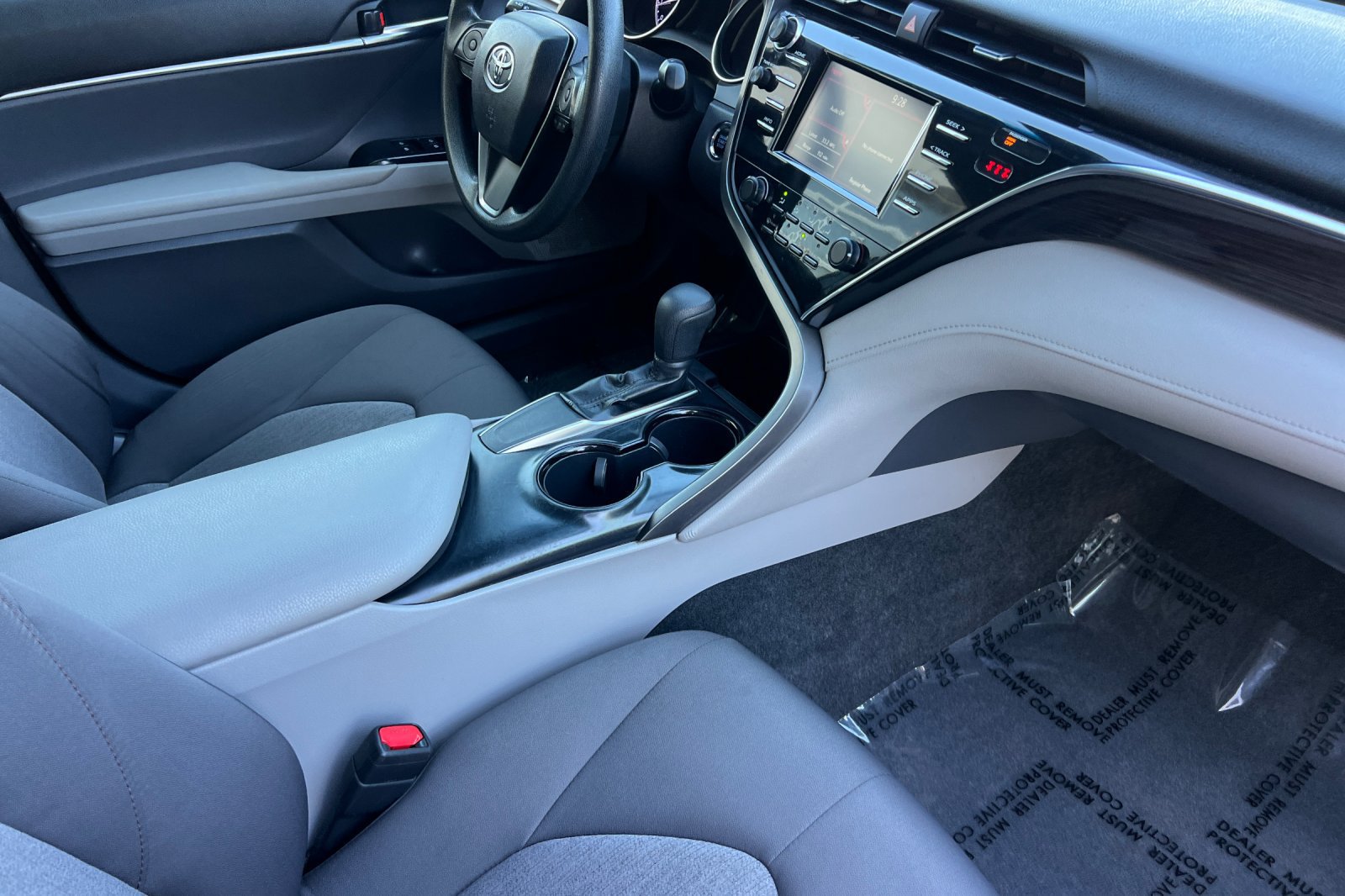 Certified 2018 Toyota Camry LE w/ Convenience Package FWD image 15