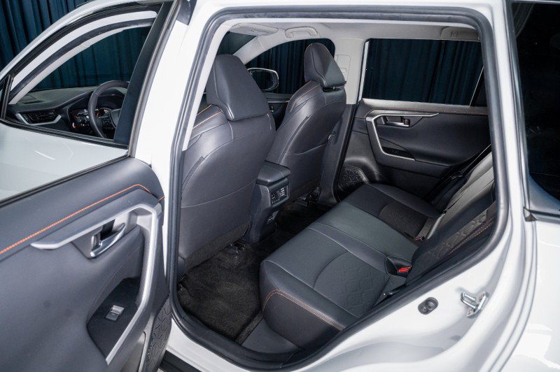 Used 2024 Toyota RAV4 Adventure AWD/4WD image 14