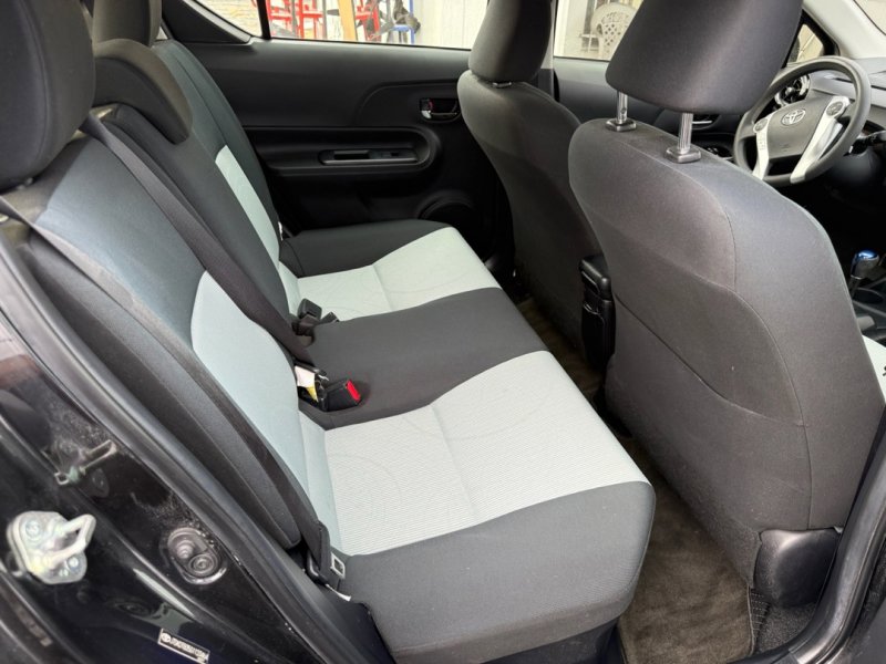Used 2016 Toyota Prius C Three FWD image 17