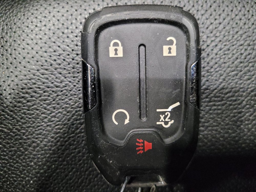 Used 2023 GMC Terrain SLT w/ Tech Package AWD/4WD image 32