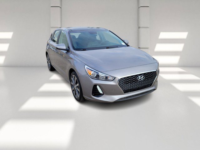 Used 2020 Hyundai Elantra GT w/ Style Package 02 image 3