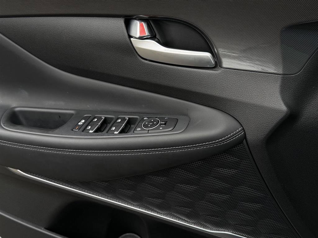 Used 2023 Hyundai Santa Fe SEL Premium image 22