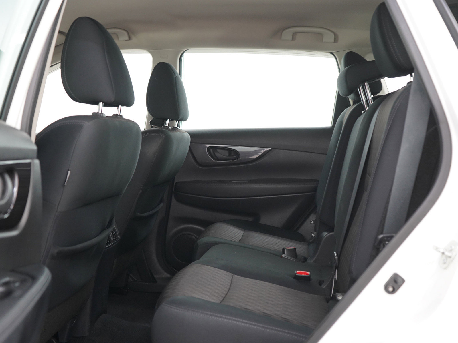 Used 2019 Nissan Rogue S AWD/4WD image 15