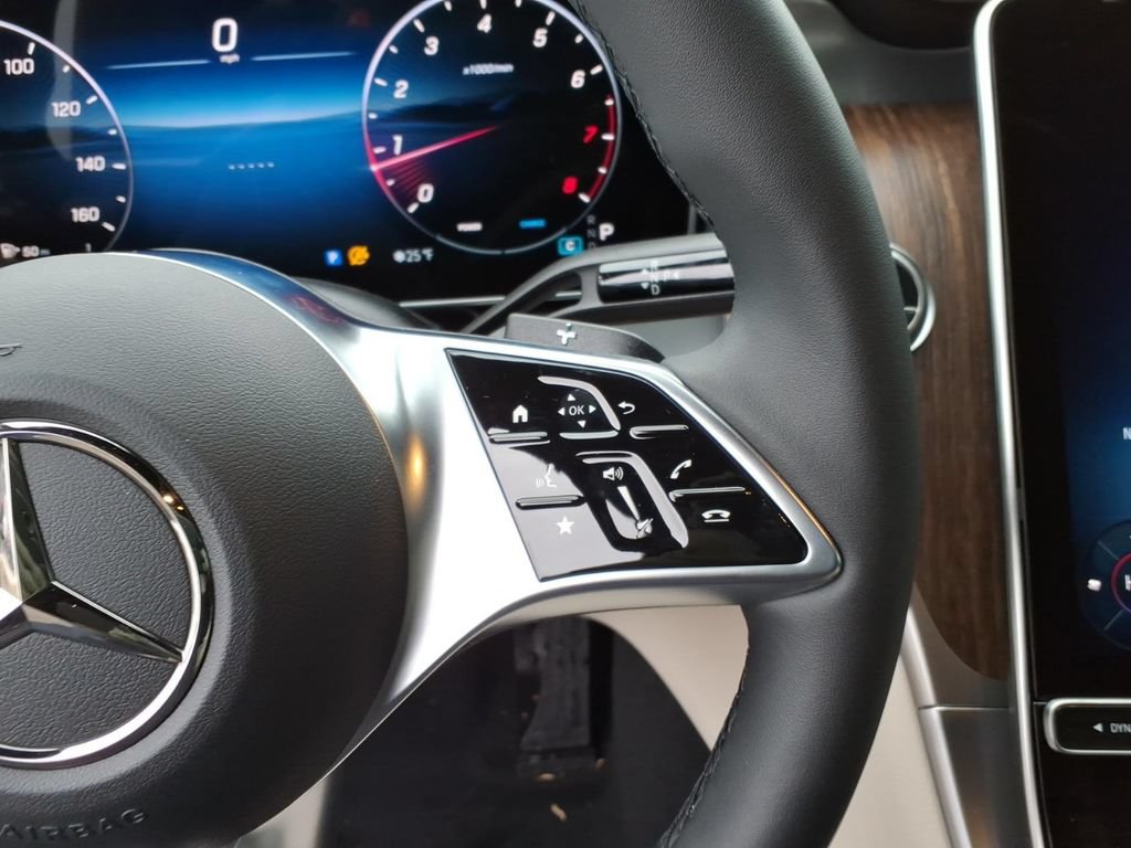 New 2026 Mercedes-Benz GLC 300 4MATIC image 21